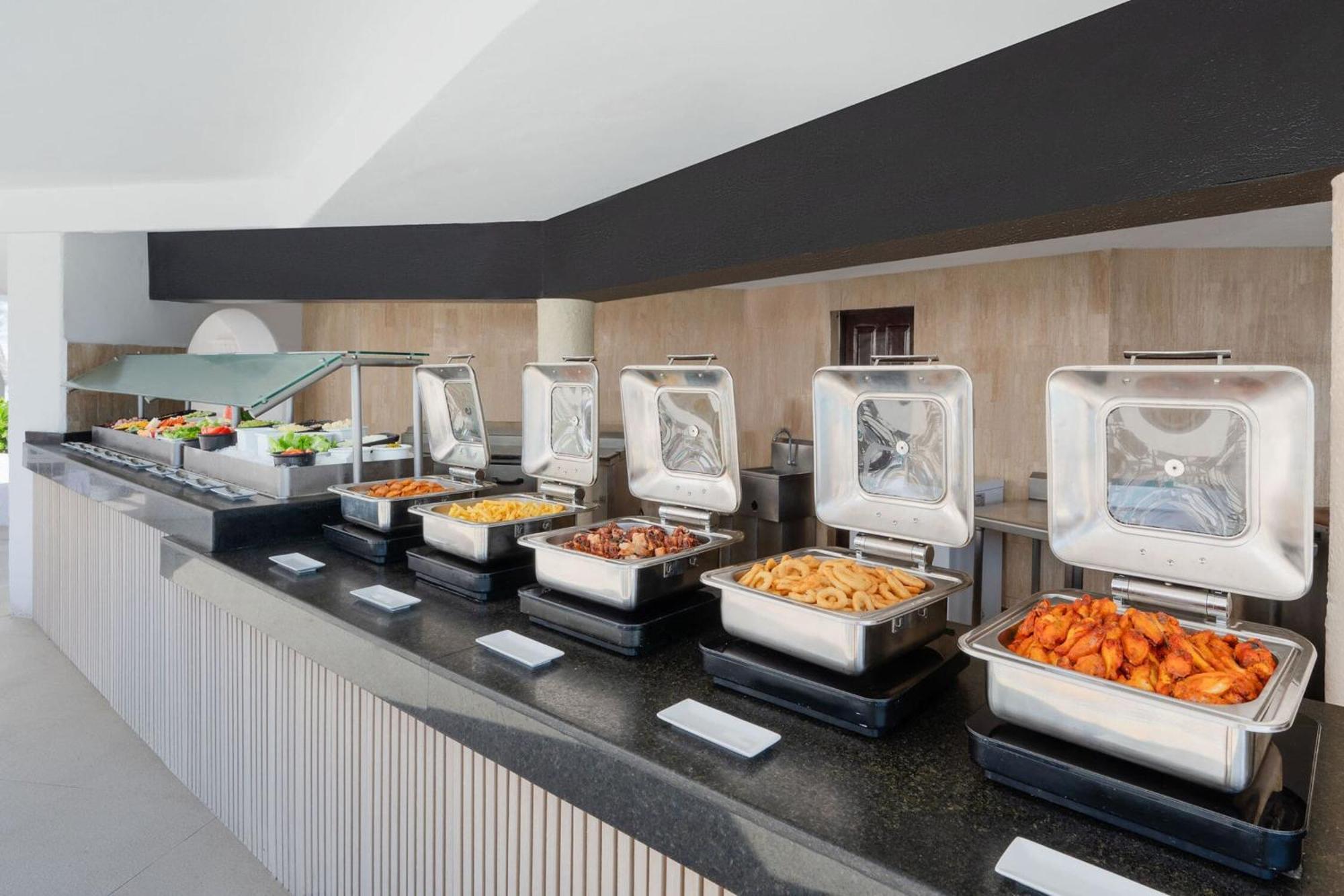Gr Solaris Caribe Otel Cancun Dış mekan fotoğraf